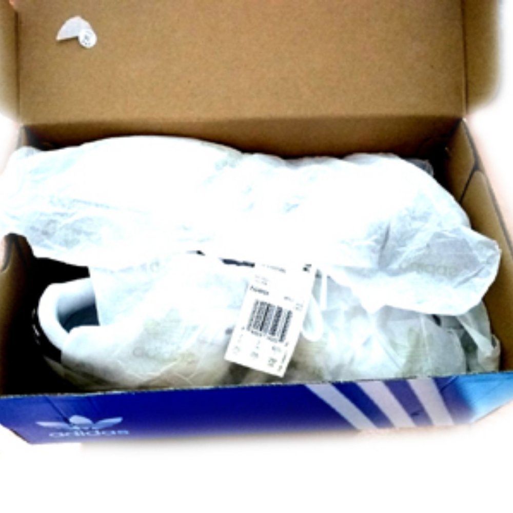 New Women's Adidas Superstar Genuine Leather Fashionable Sneakers/Athletic/Tenni - Picture 3 of 14